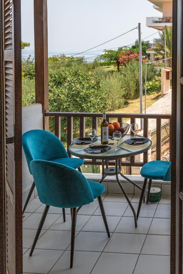 Holiday home Maisonette “the White Rabbit” Afytos