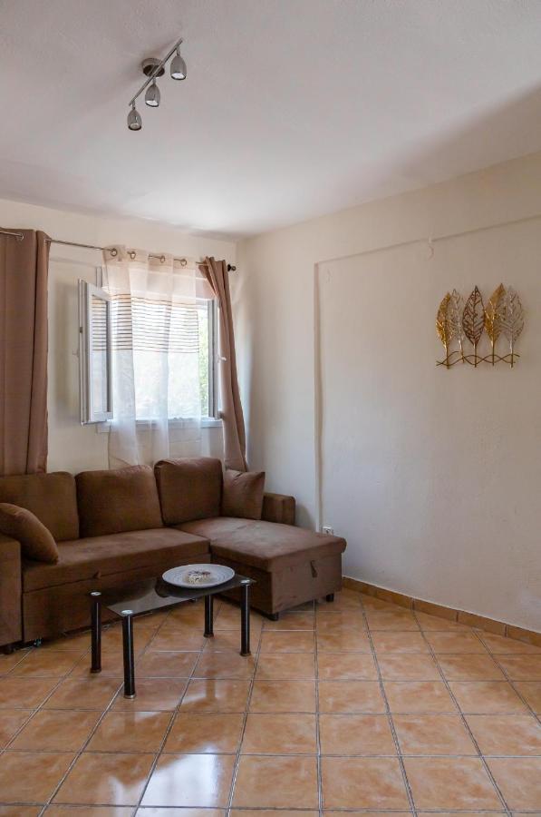 Maisonette “the White Rabbit” Holiday home Afytos