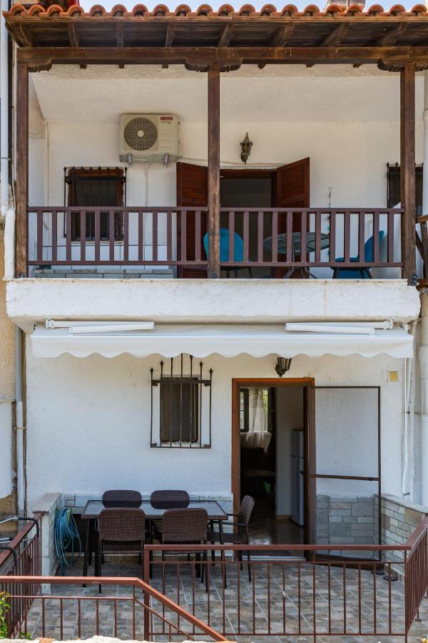 Maisonette “the White Rabbit” *