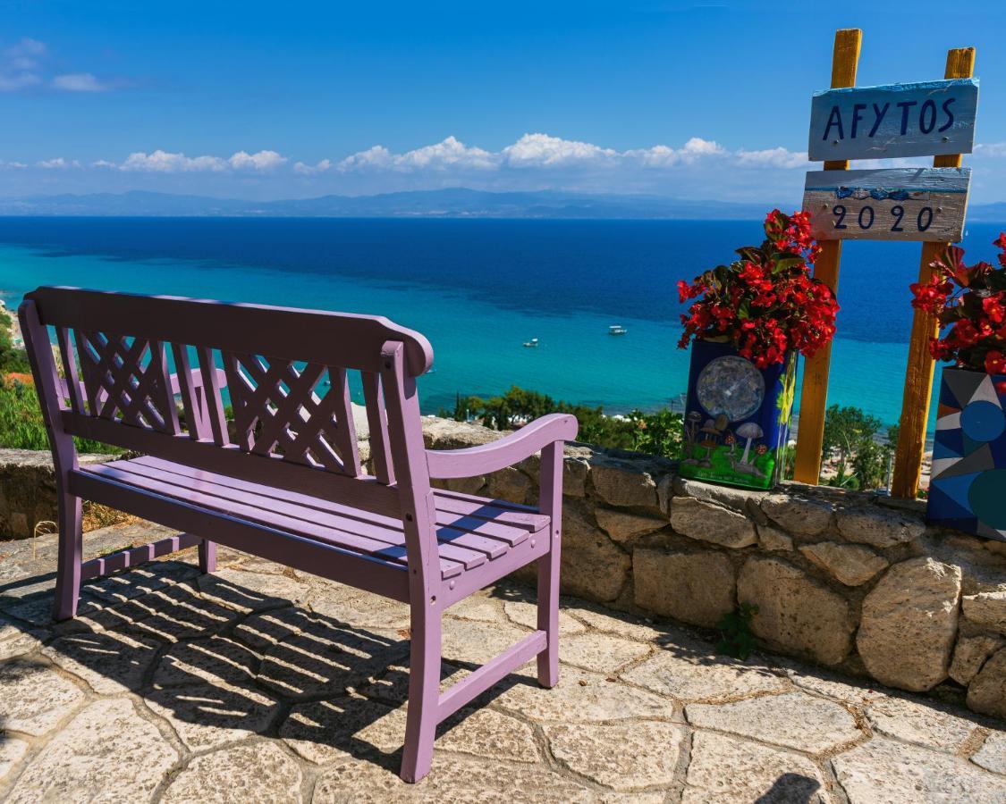 Maisonette “the White Rabbit” Holiday home Afytos