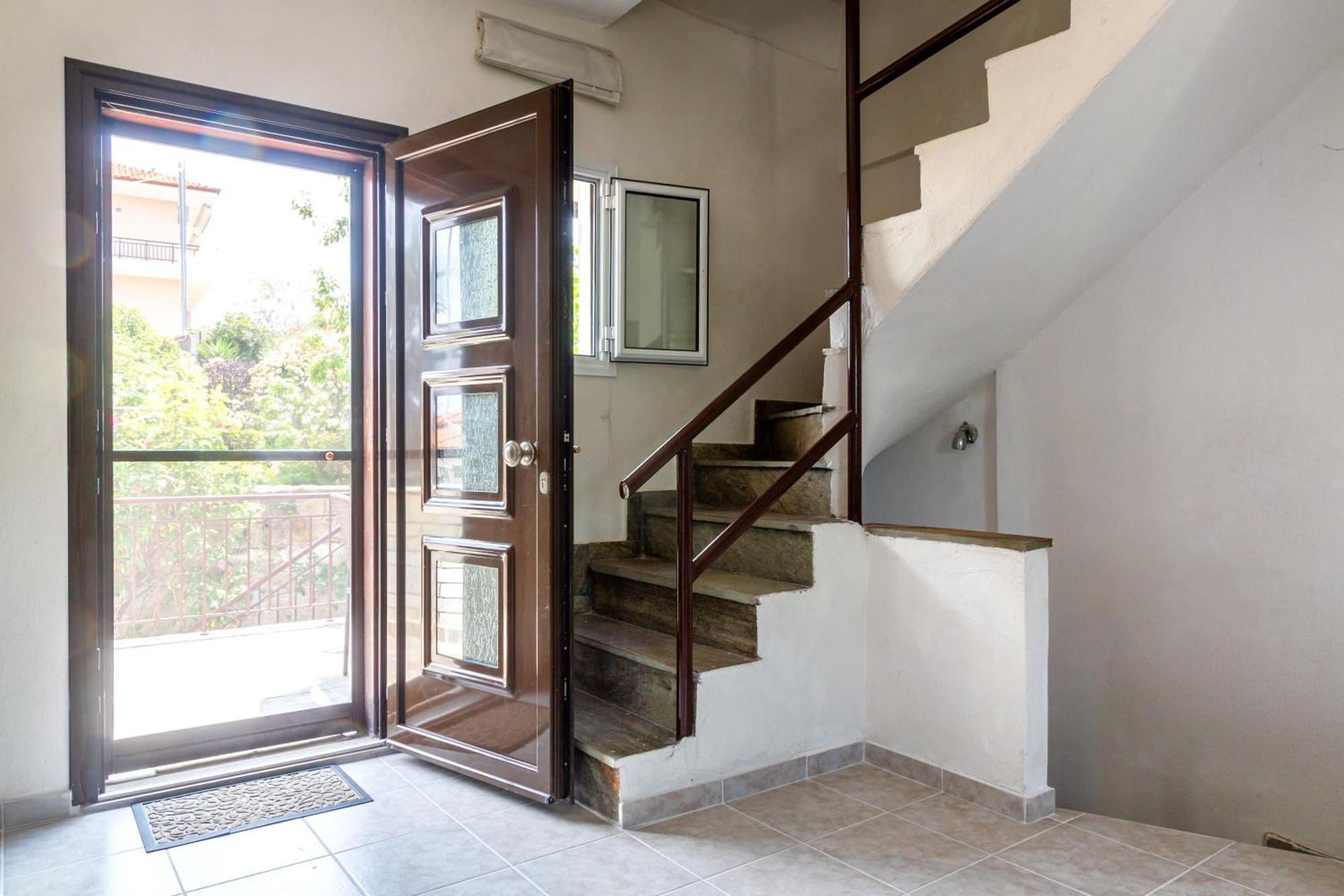 Maisonette “the White Rabbit” Афитос